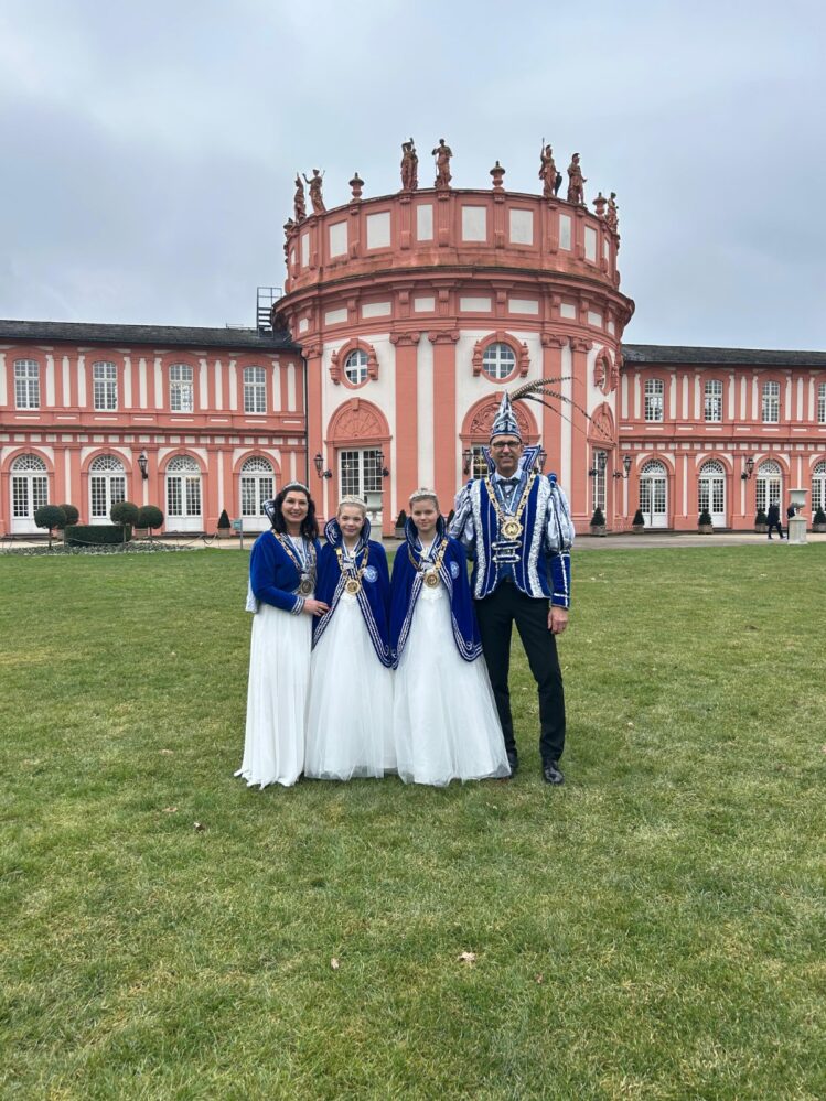 Karnevalsgemeinschaft 1965 Holzhausen/Hahn e.V.